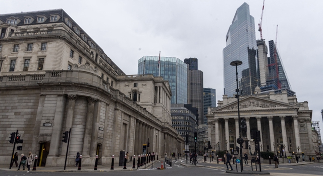 英国通胀同比飙高10.4%，市场押注英央行继续放“鹰”