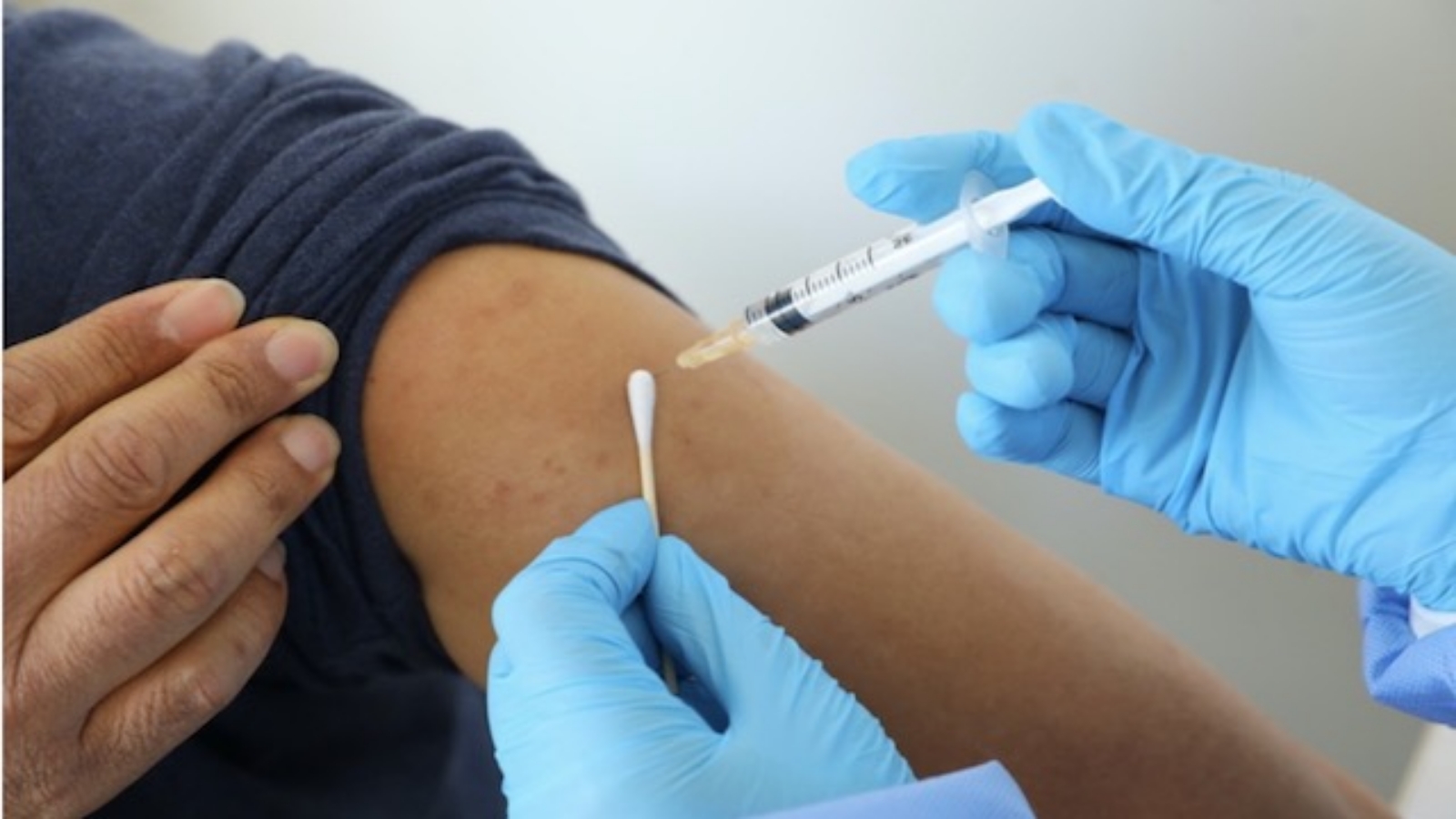 新冠疫苗上半年接种情况如何？有个别地区披露零接种