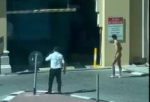 迪拜一男子裸奔并袭击他人，被警方逮捕