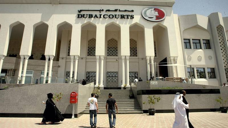 迪拜法院已开始实施新的立法，使大多数退回支票的案件合法化。